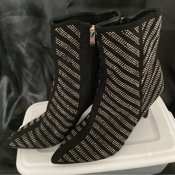 Women’s boots size 8 - Picture 3 of 6